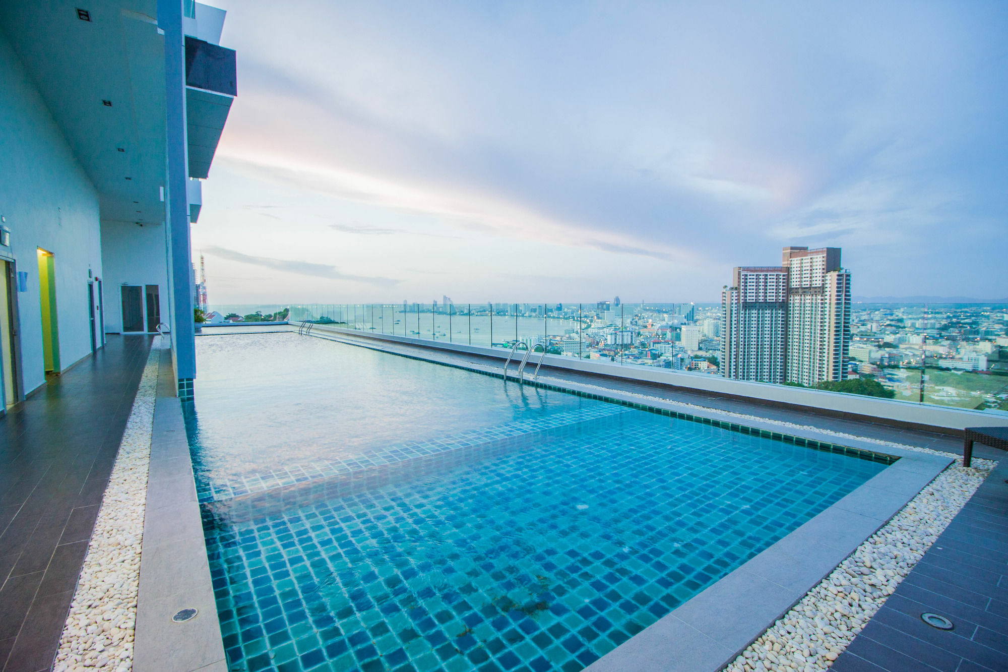 Vision Pratumnak By Pattaya Sunny Rentals Ngoại thất bức ảnh