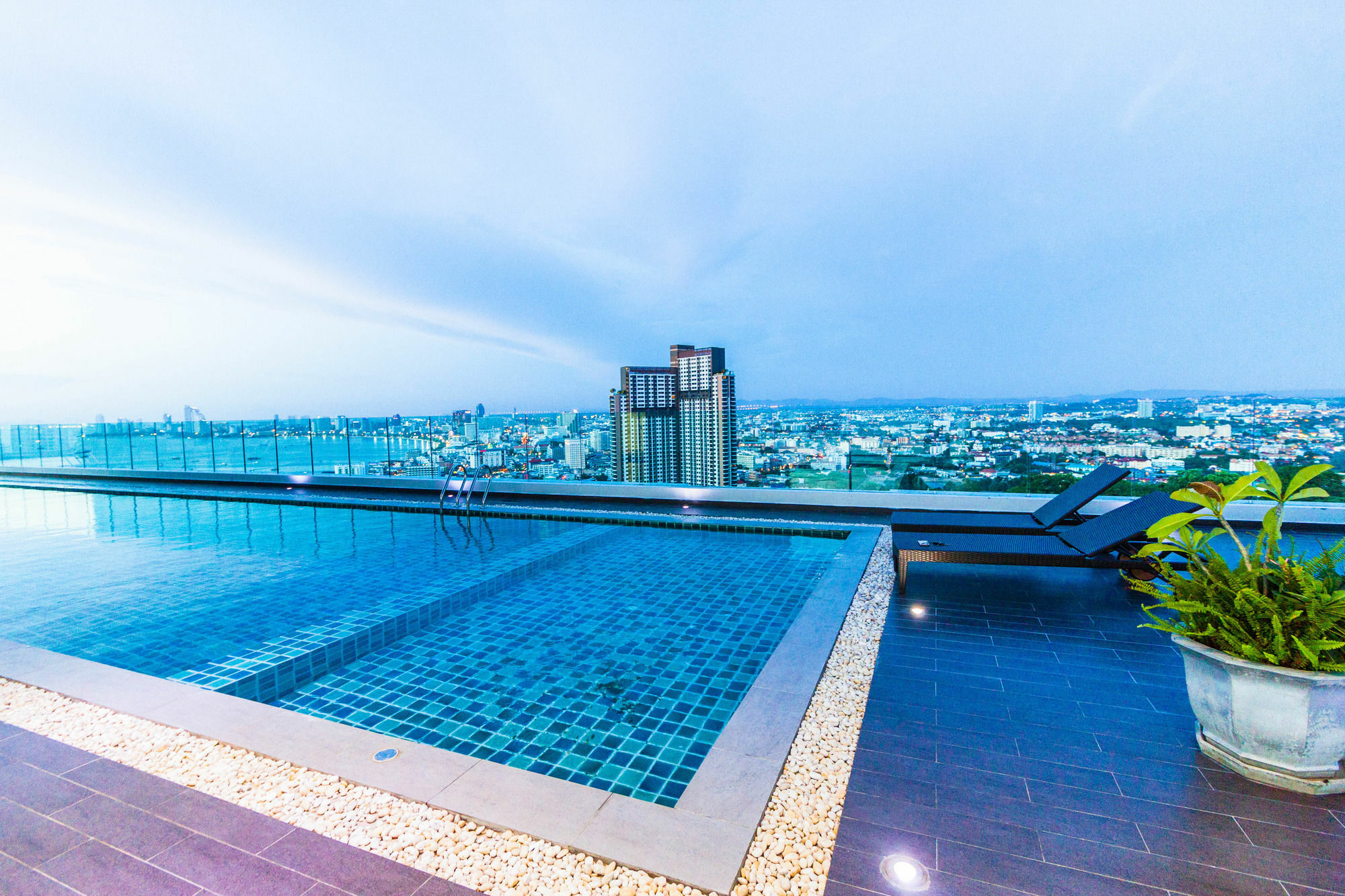 Vision Pratumnak By Pattaya Sunny Rentals Ngoại thất bức ảnh